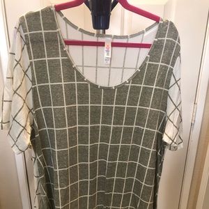 Lularoe Perfect Tee